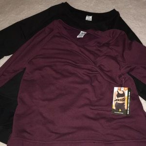 Two long sleeved sweatshirt set